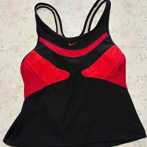 Women’s Nike activewear top size 16 extra large